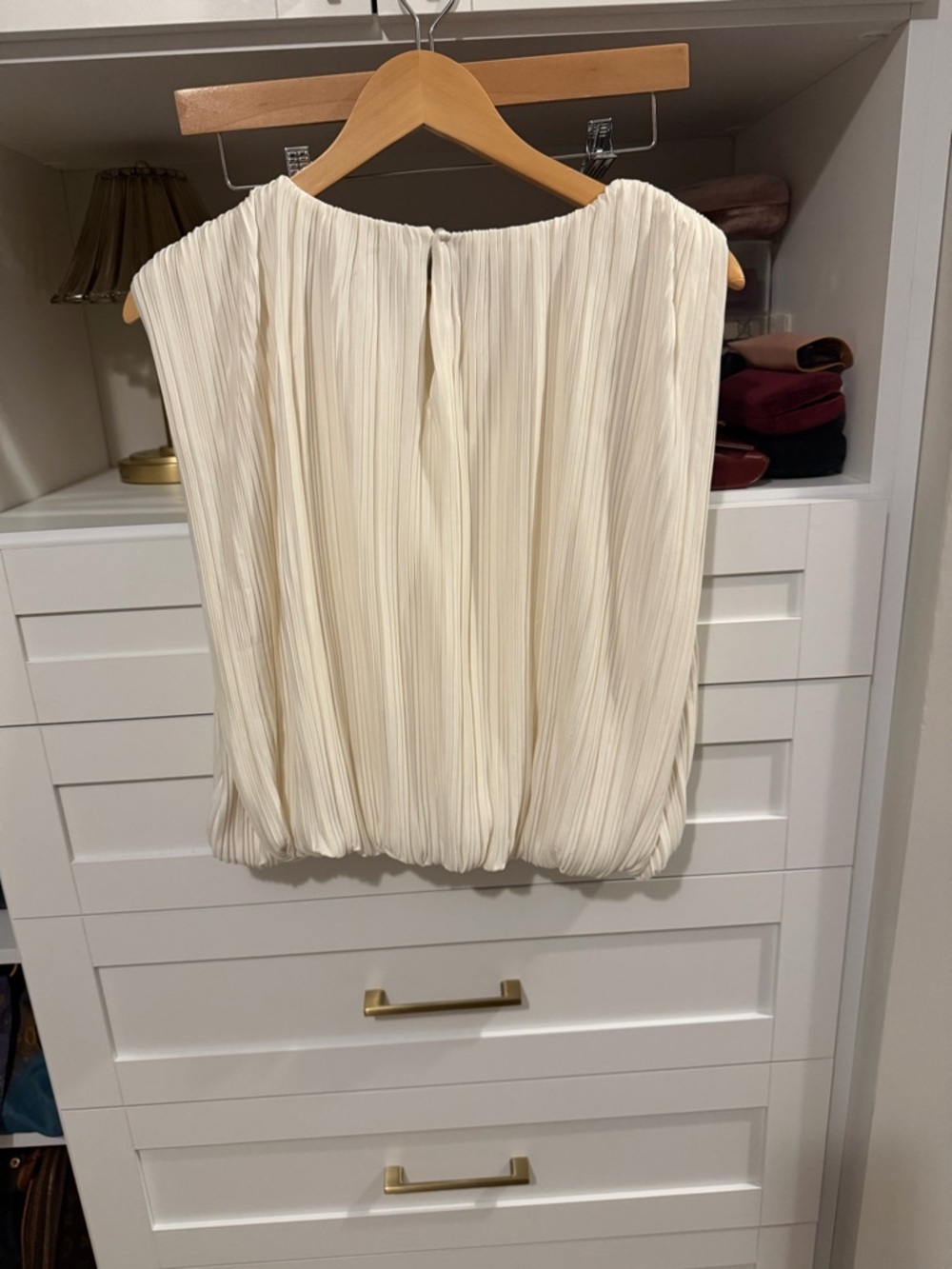 LOFT Cream Sleeveless Pleated Blouse - Picture 8 of 9